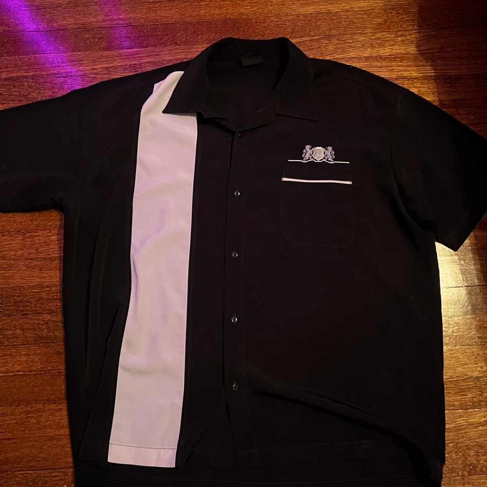 RARE vintage Black and white daddy-o’s nice dress up/bowling shirt with design